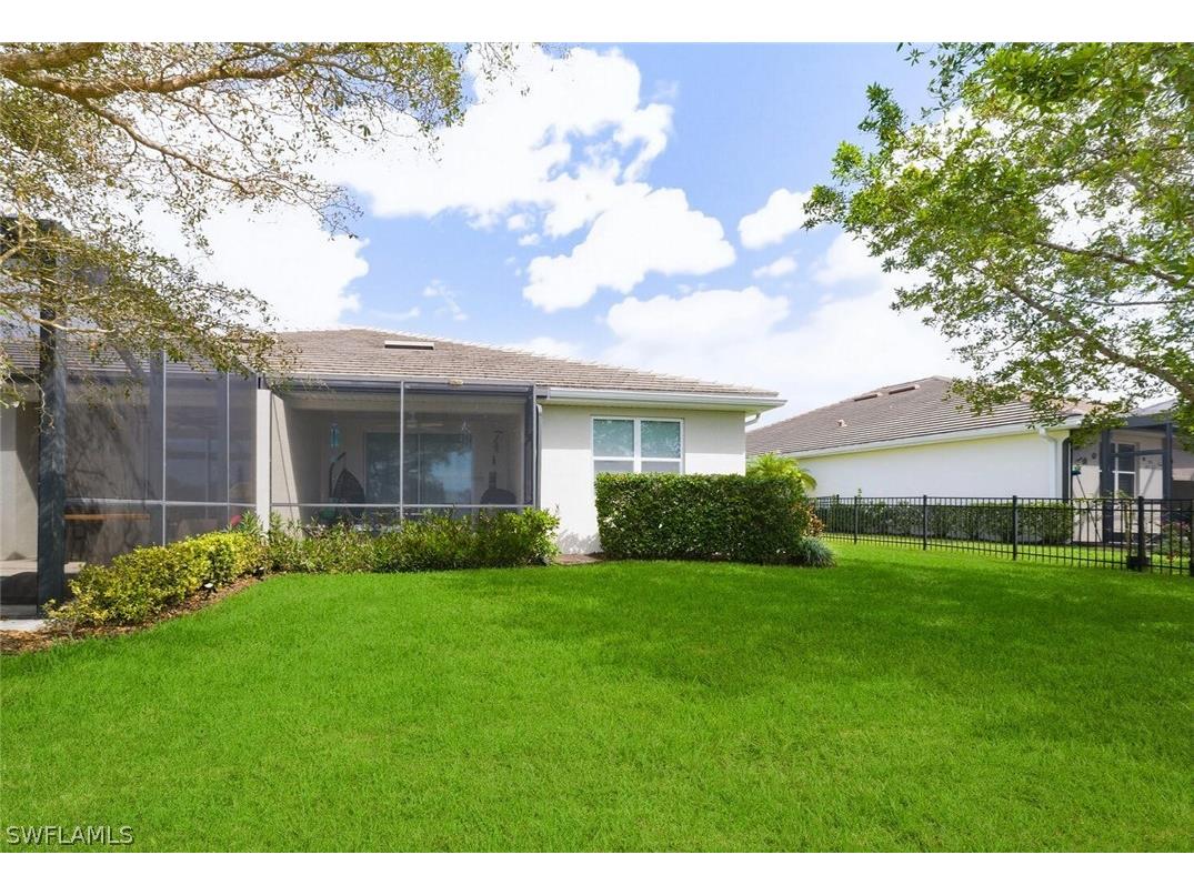 14827 Edgewater Circle Naples FL 34114 225052682 image31