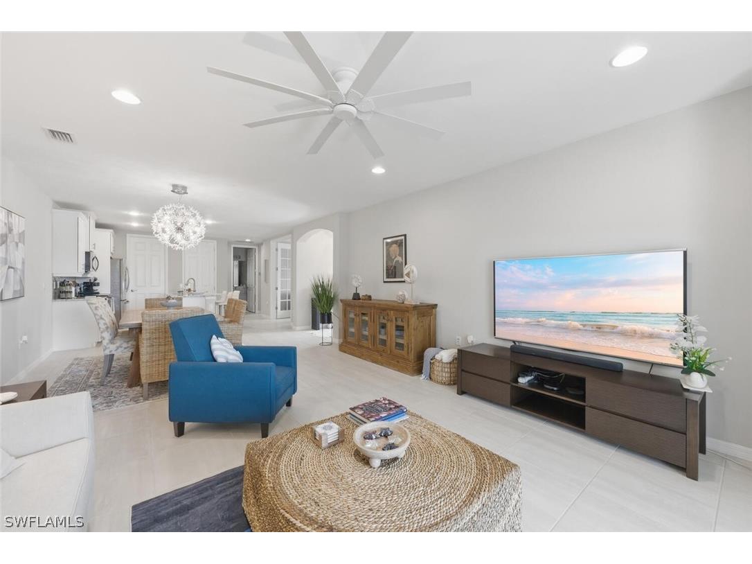 14827 Edgewater Circle Naples FL 34114 225052682 image8