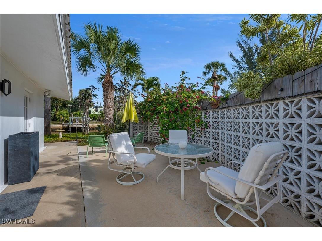 1483 Bembury Drive Naples FL 34102 225054189 image13