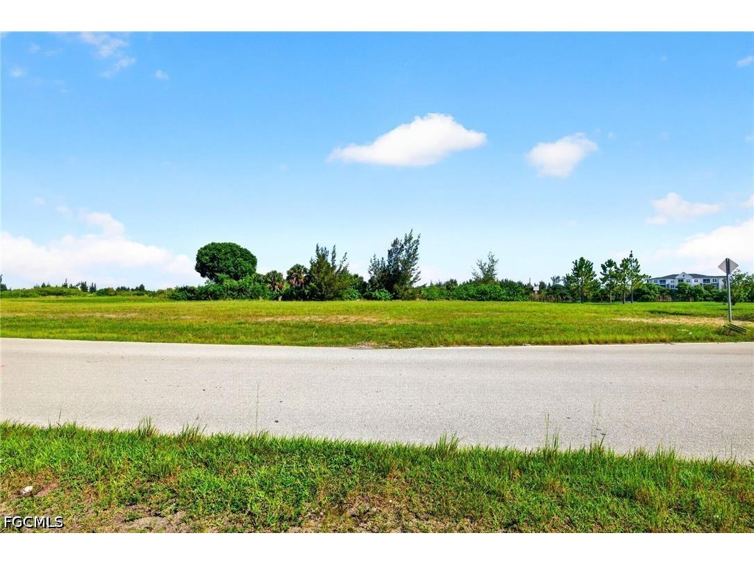 1483 SW 6th Terrace Cape Coral FL 33991 2026028633 image17