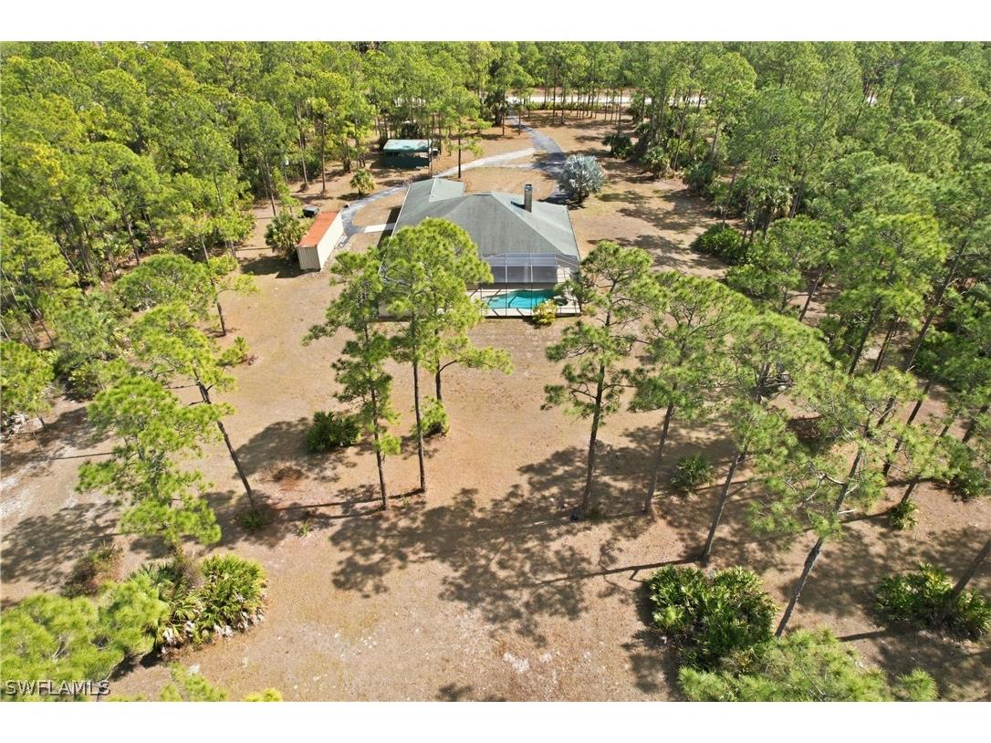 1485 Desoto Boulevard N Naples FL 34120 226005573 image2