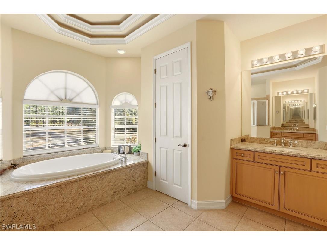 1485 Desoto Boulevard N Naples FL 34120 226005573 image23