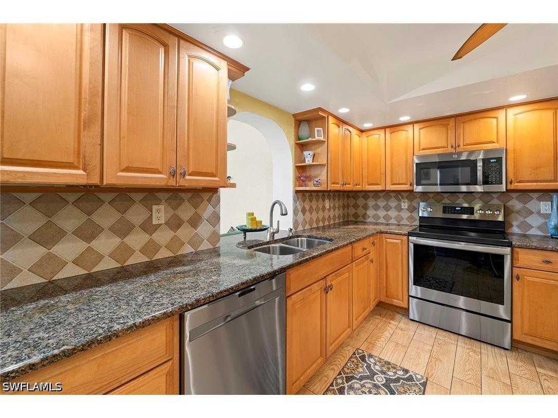 1485 Honeysuckle Avenue Marco Island FL 34145 226024596 image41