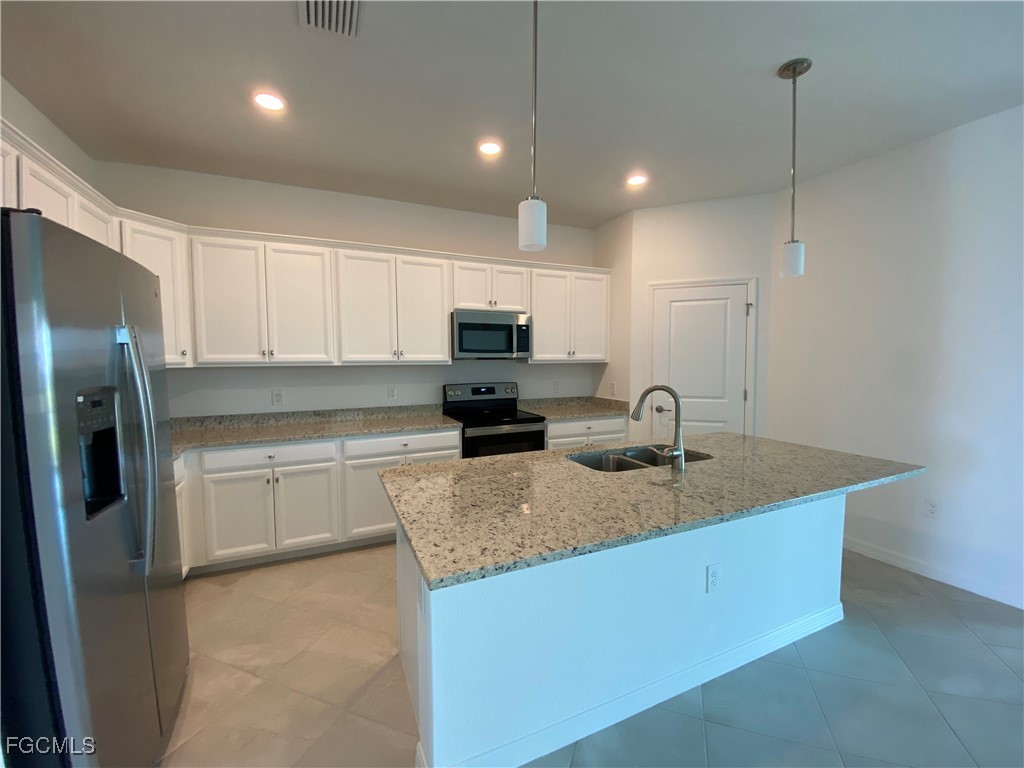 14857 Portico Boulevard Fort Myers FL 33905 2025025553 image3