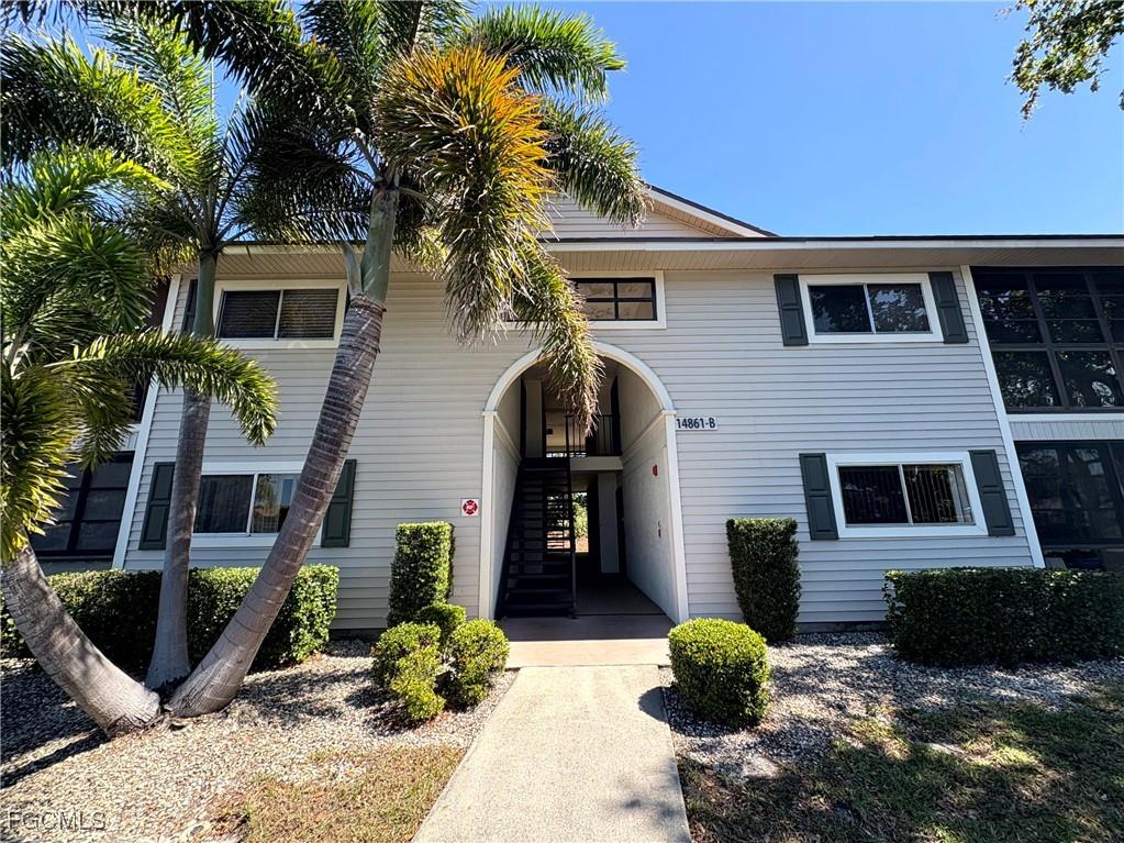 14861 Summerlin Woods Drive #13 Fort Myers FL 33919 2025010273 image1
