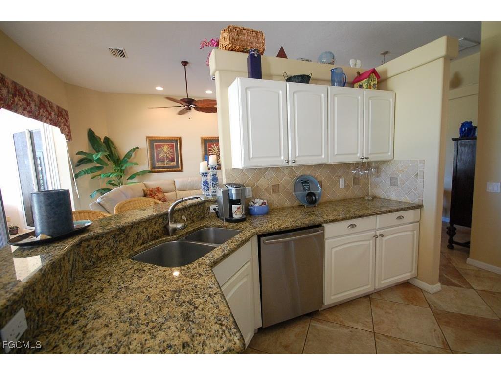 14862 Crescent Cove Drive Fort Myers FL 33908 2025015606 image11