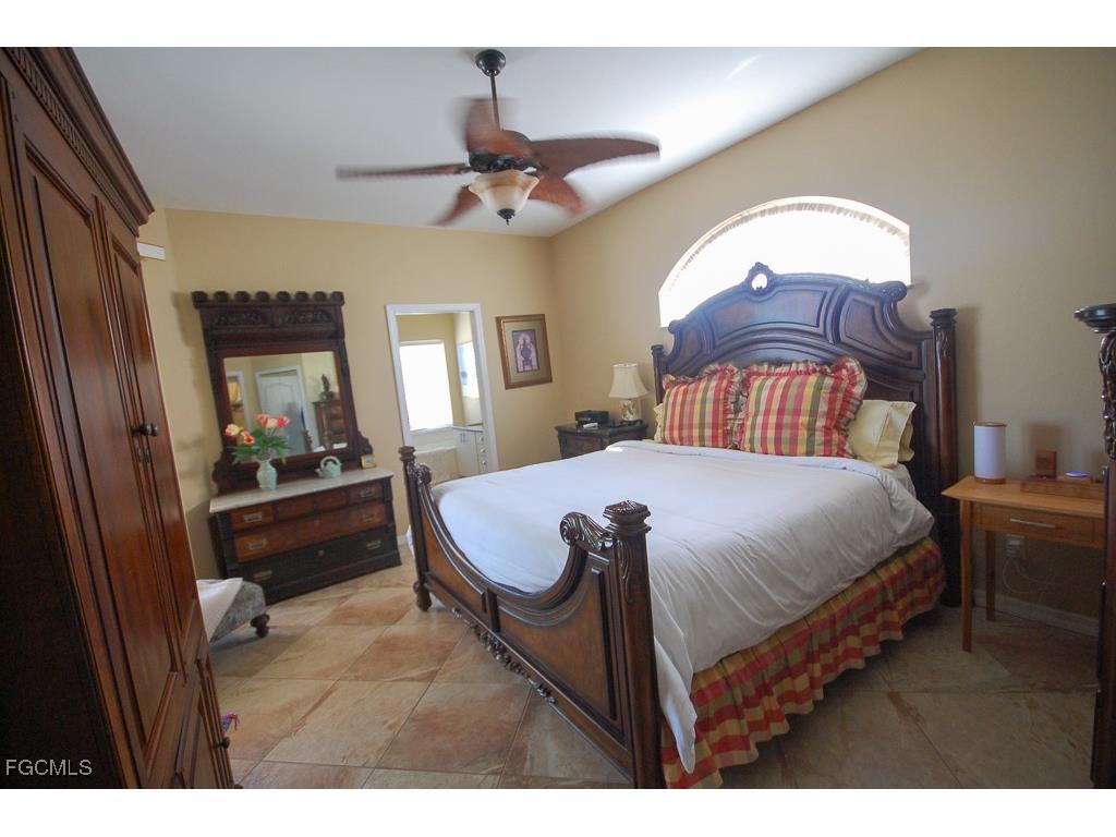 14862 Crescent Cove Drive Fort Myers FL 33908 2025015606 image18