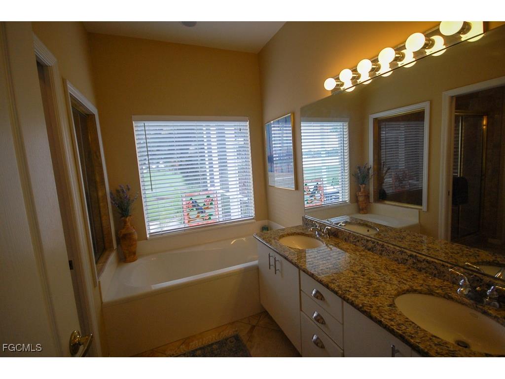 14862 Crescent Cove Drive Fort Myers FL 33908 2025015606 image21