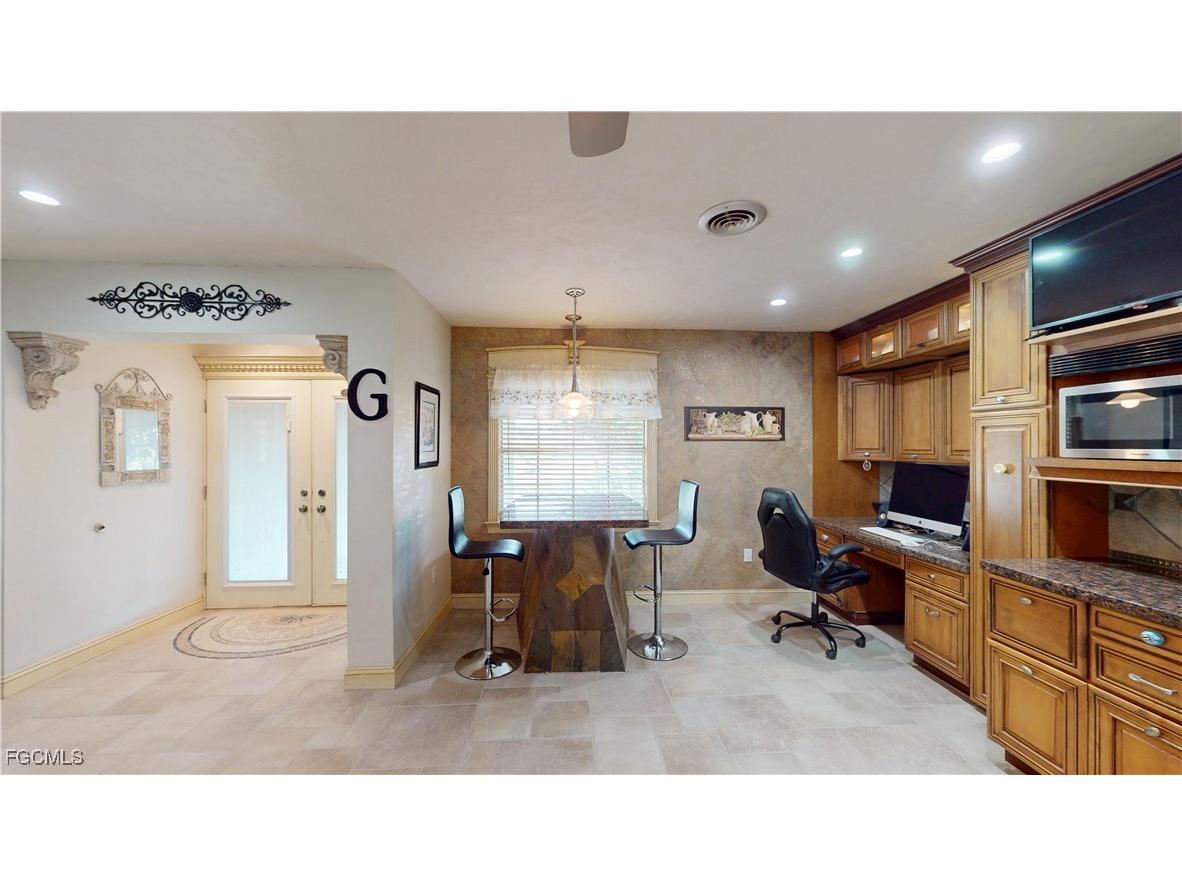 1487 Bass Lane Fort Myers FL 33919 2025023553 image10