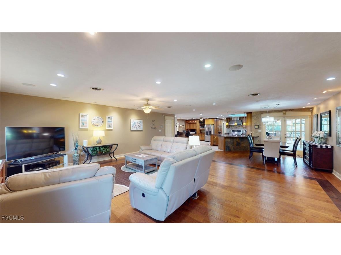 1487 Bass Lane Fort Myers FL 33919 2025023553 image19