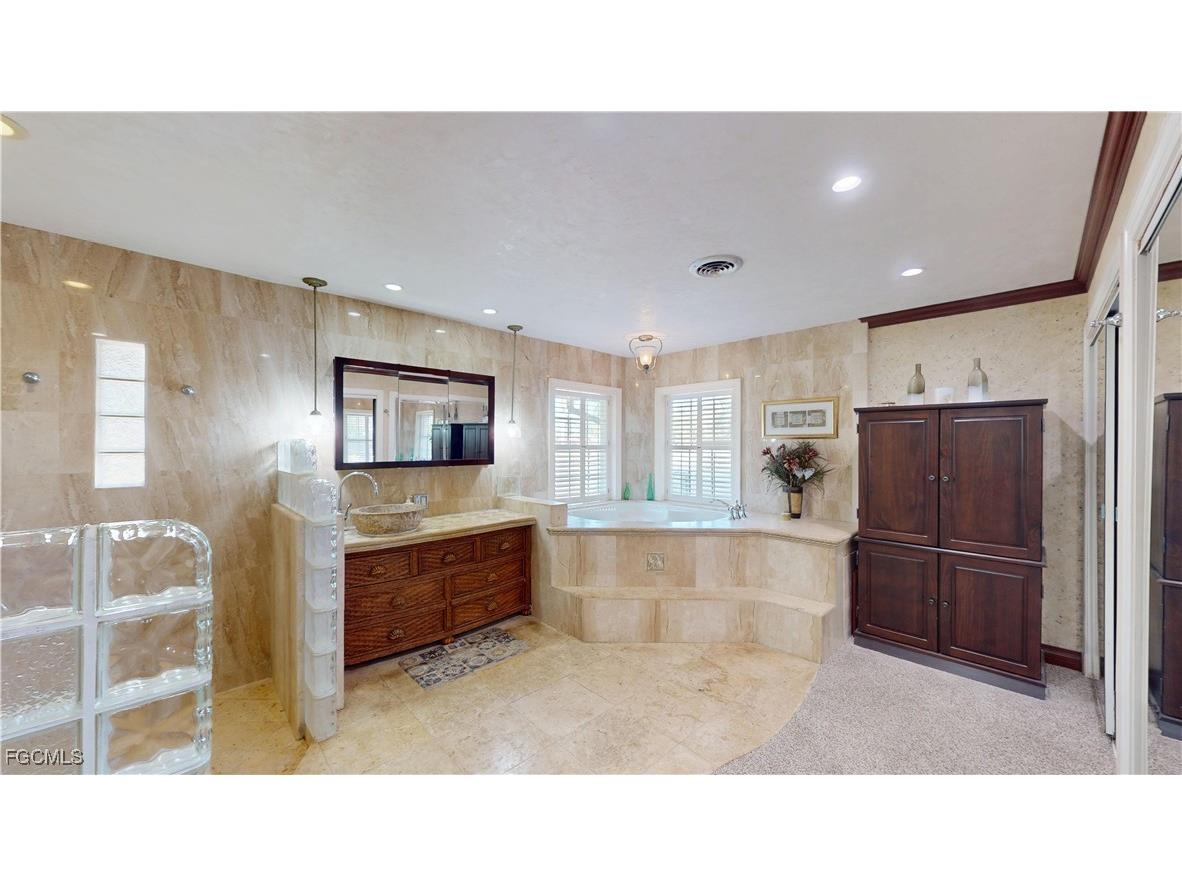 1487 Bass Lane Fort Myers FL 33919 2025023553 image25