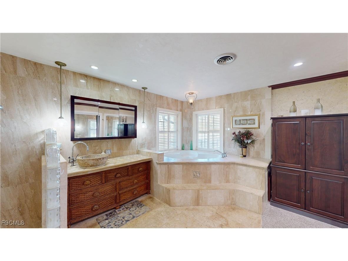 1487 Bass Lane Fort Myers FL 33919 2025023553 image27