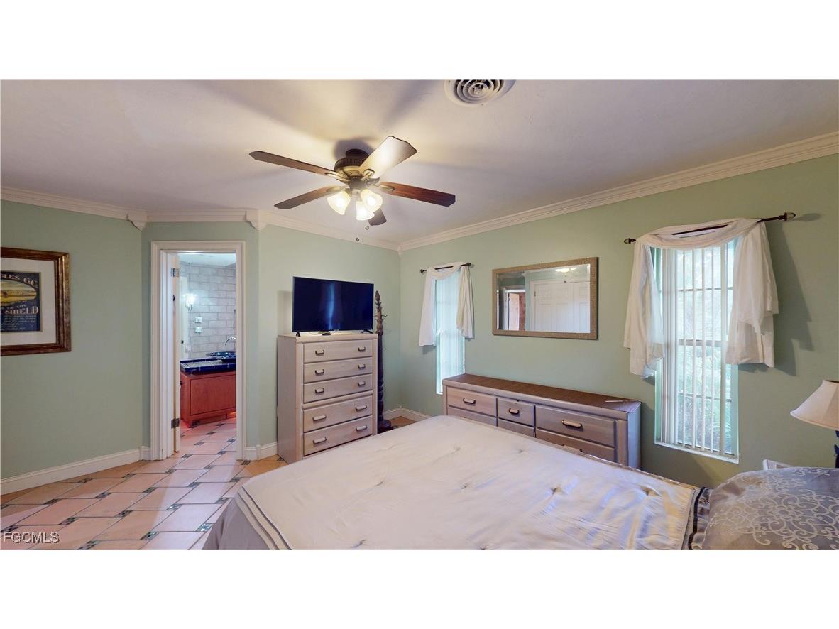 1487 Bass Lane Fort Myers FL 33919 2025023553 image36