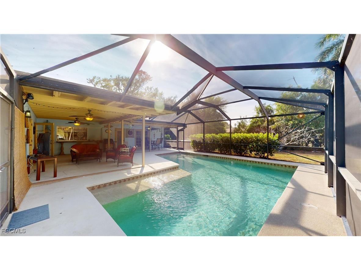 1487 Bass Lane Fort Myers FL 33919 2025023553 image48