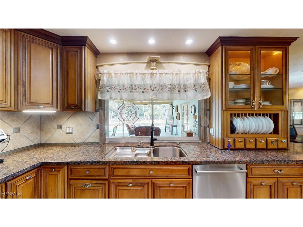 1487 Bass Lane Fort Myers FL 33919 2025023553 image7