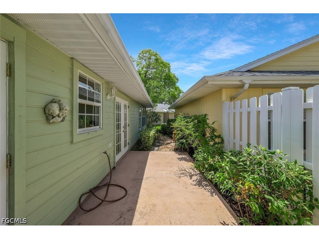14875 Crescent Cove Drive Fort Myers FL 33908 2026021199 image18