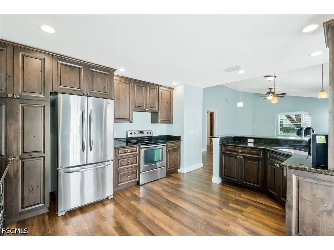 14875 Crescent Cove Drive Fort Myers FL 33908 2026021199 image9