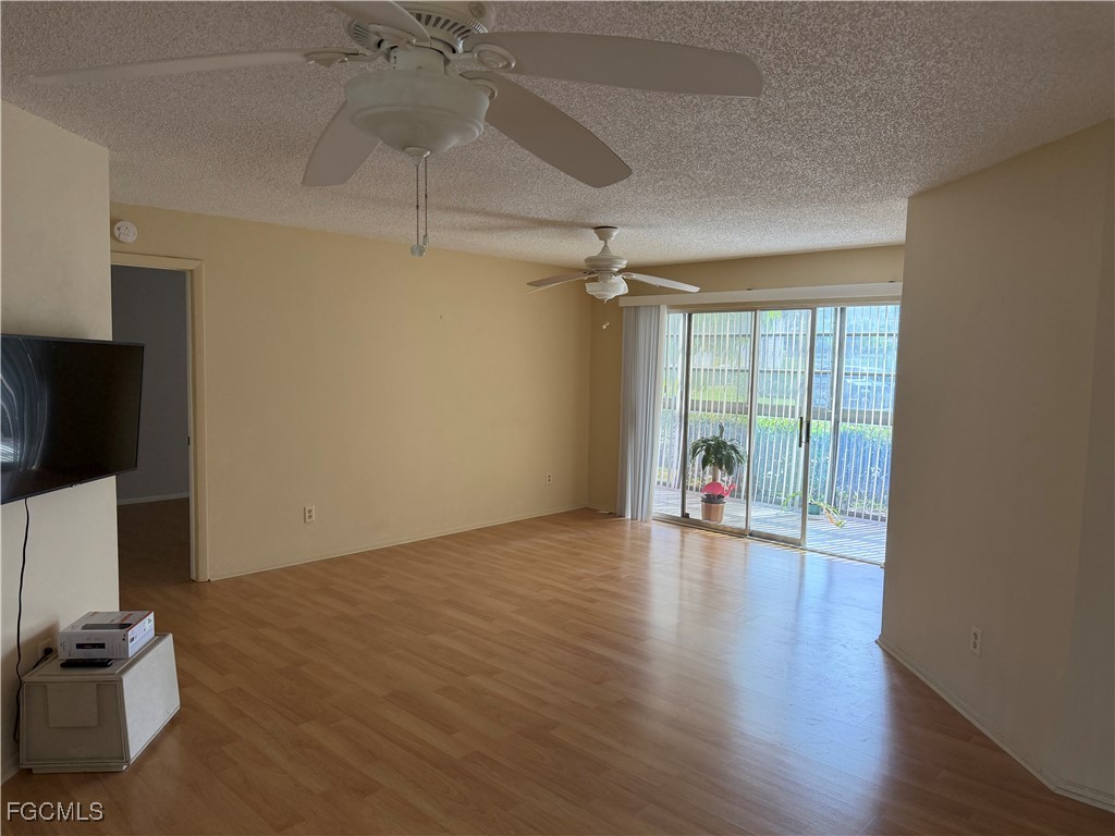 14880 Summerlin Woods Drive #4 Fort Myers FL 33919 2025024752 image4