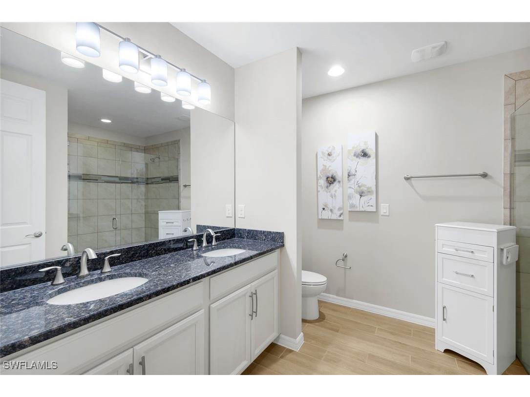 14883 Edgewater Circle Naples FL 34114 225083393 image13