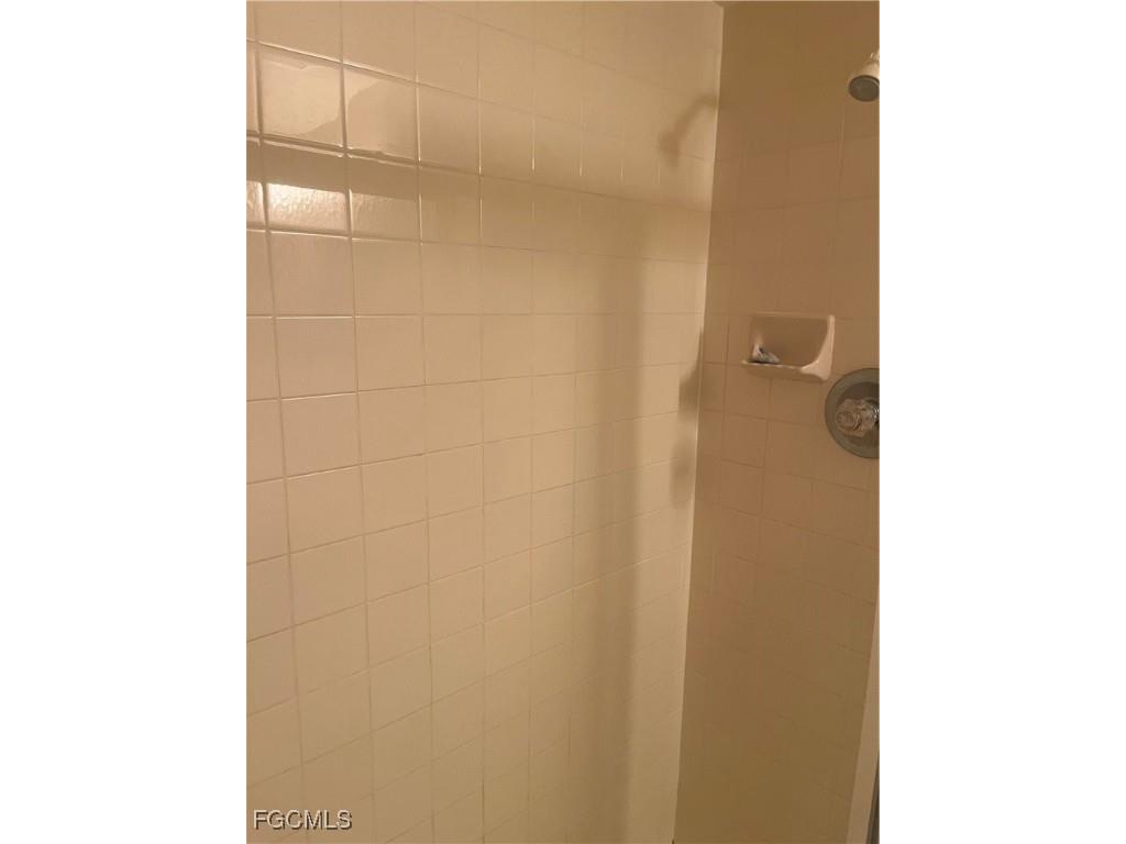 14891 Hole In 1 Circle #101 Fort Myers FL 33919 2025004418 image12