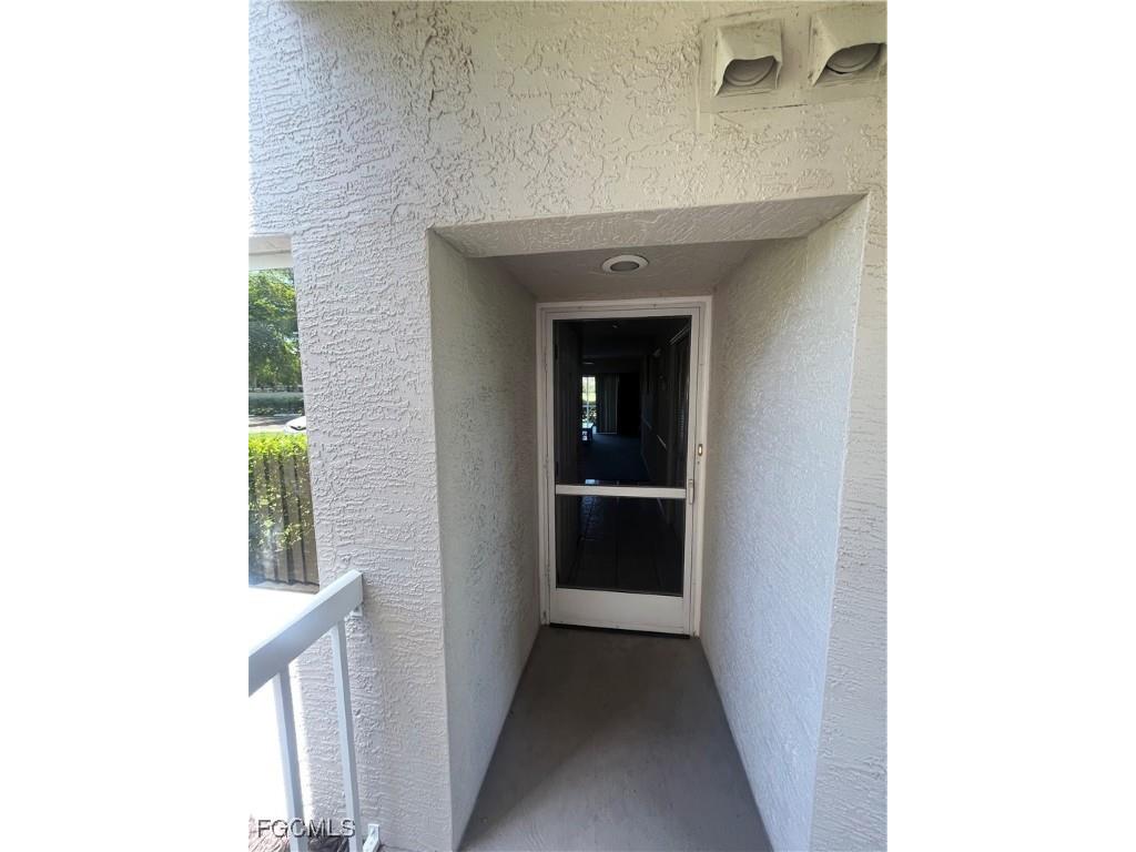 14891 Hole In 1 Circle #101 Fort Myers FL 33919 2025004418 image2