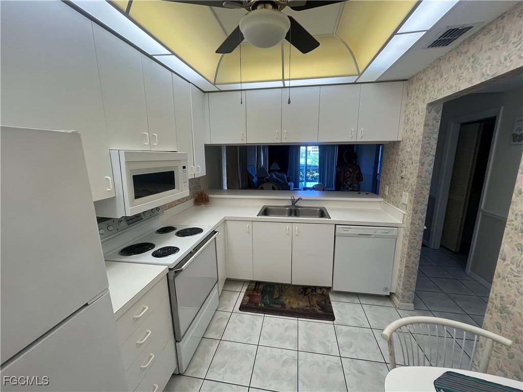 14891 Hole In 1 Circle #101 Fort Myers FL 33919 2025004418 image4