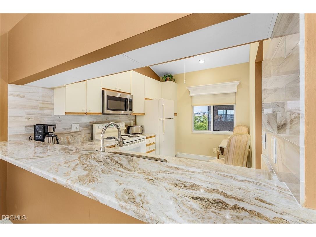 14891 Hole In One Circle #PH10 - MUIRFIELD Fort Myers FL 33919 2025011213 image6