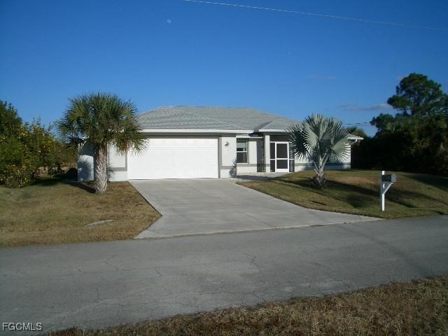 149 Carlisle Avenue S Lehigh Acres FL 33974 2026005954 image1