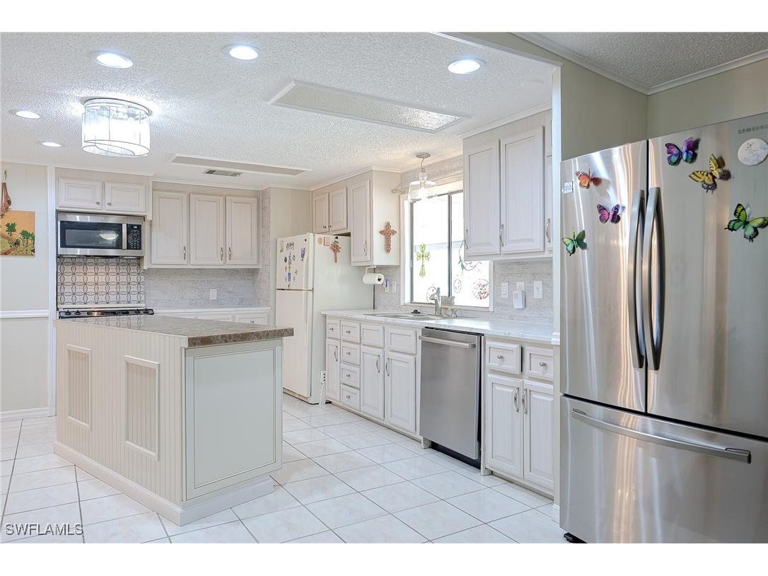 149 Kim Drive #149 Naples FL 34104 225046193 image7