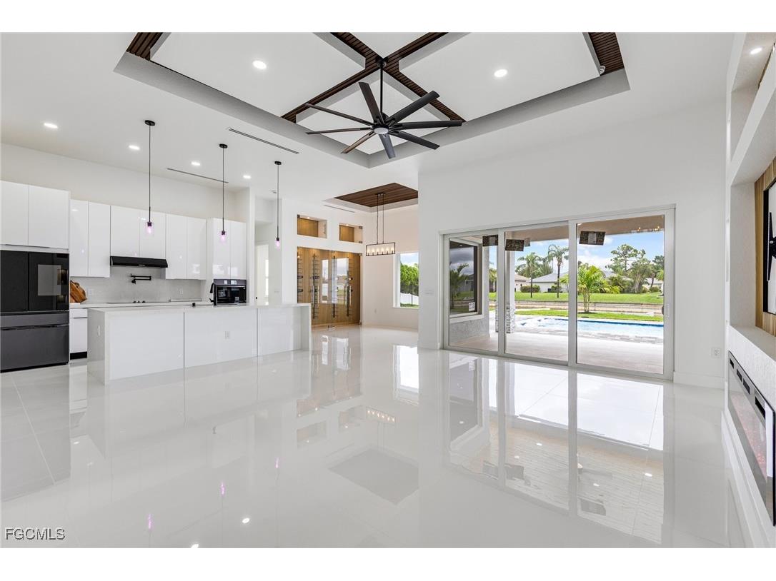 149 SE 21st Street Cape Coral FL 33990 2025005729 image1