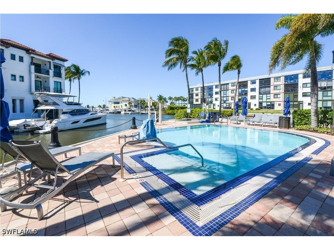 1490 5th Avenue S #200B Naples FL 34102 226014095 image5