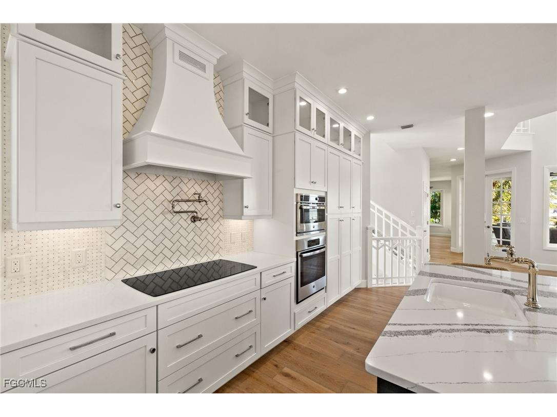 1490 Angel Drive Sanibel FL 33957 2025016519 image16