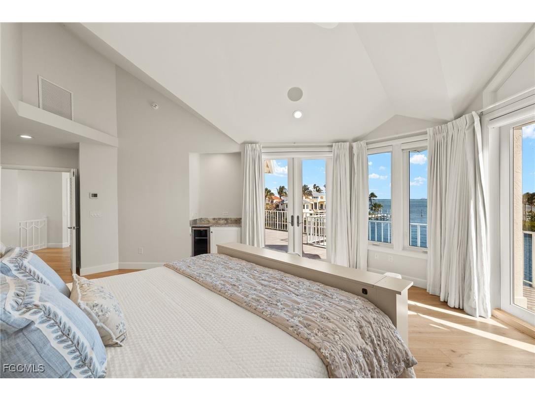 1490 Angel Drive Sanibel FL 33957 2025016519 image27