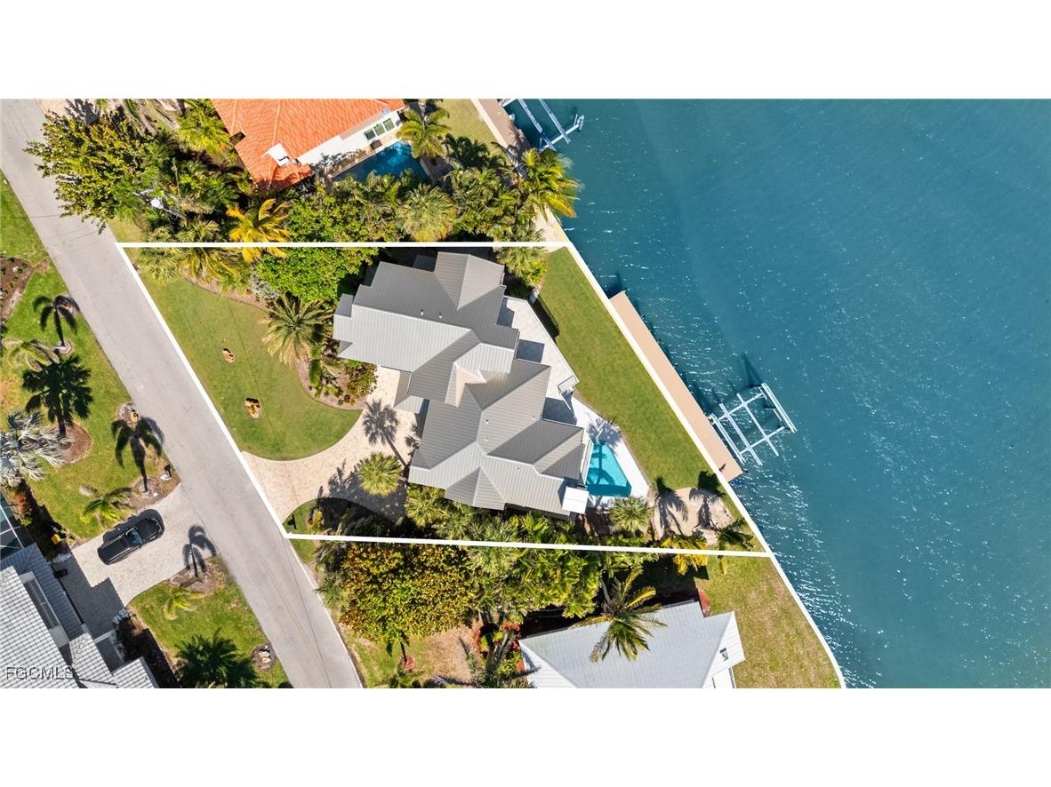 1490 Angel Drive Sanibel FL 33957 2025016519 image48