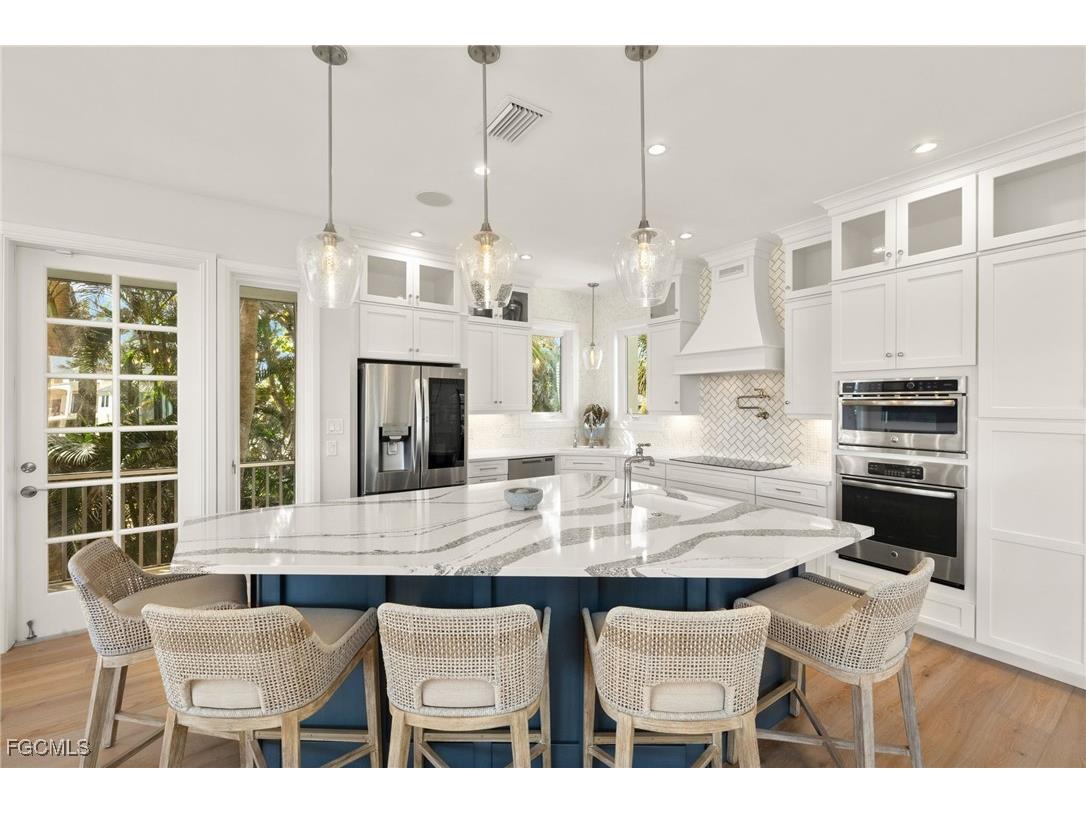 1490 Angel Drive Sanibel FL 33957 2025016519 image5