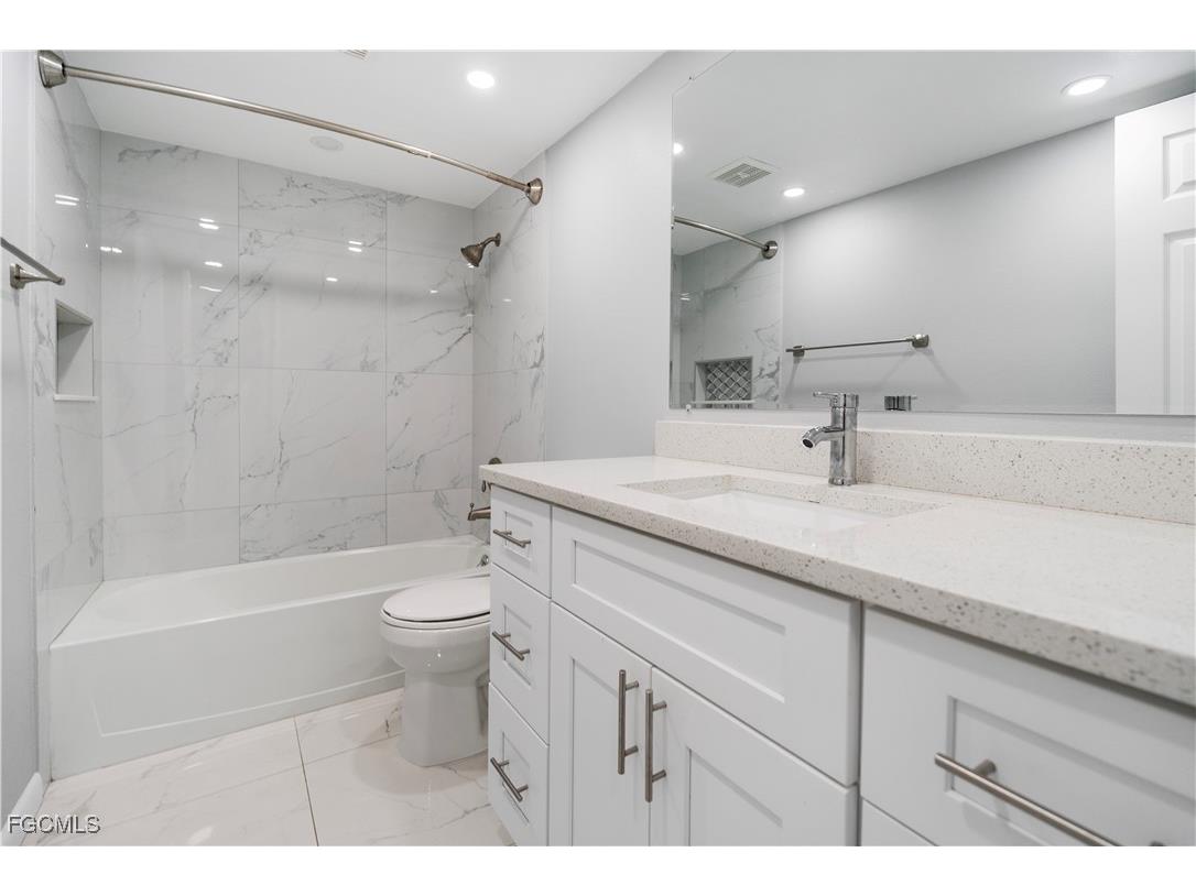 1490 Memoli Lane #2 Fort Myers FL 33919 2026001813 image21