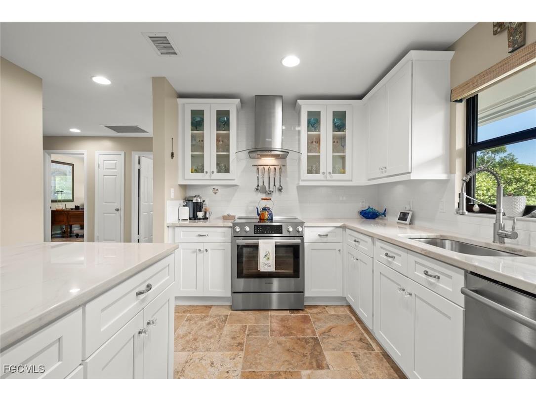 1490 Sand Castle Road Sanibel FL 33957 2025019757 image19