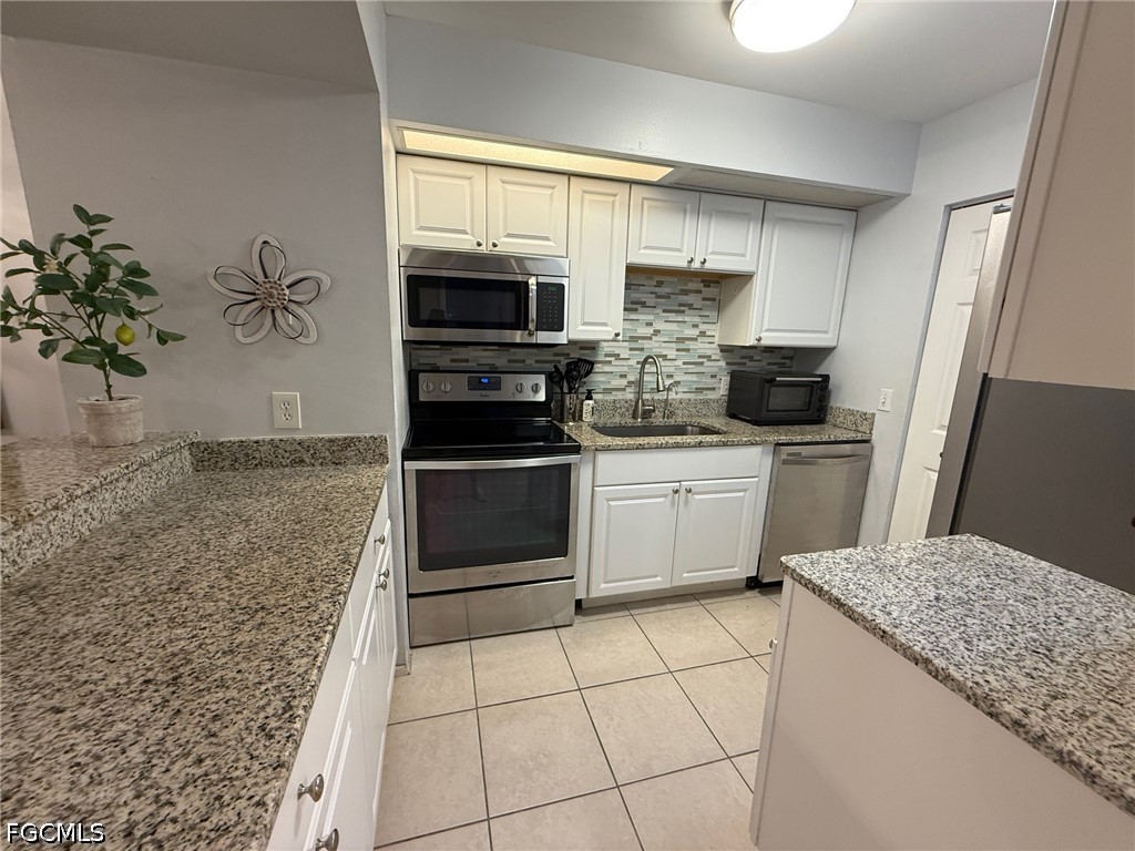 14900 Summerlin Woods Drive #13 Fort Myers FL 33919 2026021515 image2