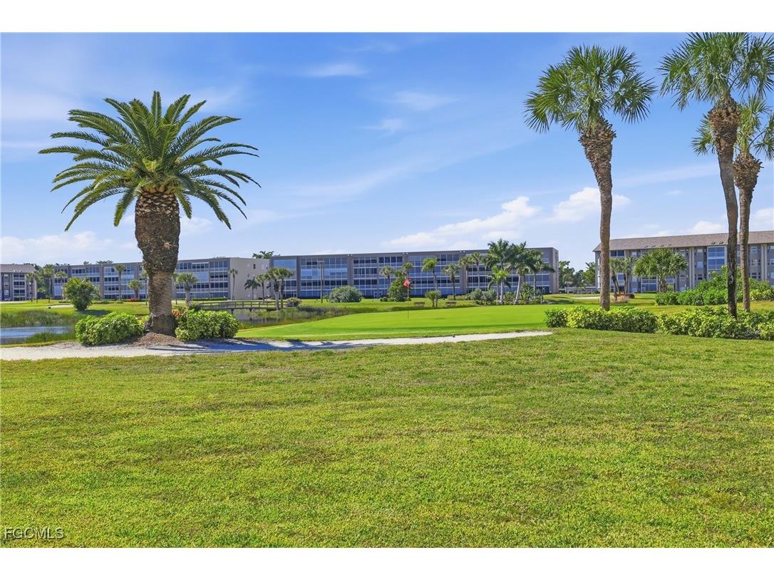 14911 Hole In 1 Circle #105 Fort Myers FL 33919 2025020675 image25