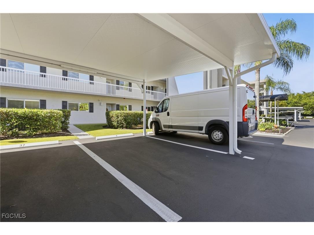 14911 Hole In 1 Circle #105 Fort Myers FL 33919 2025020675 image27