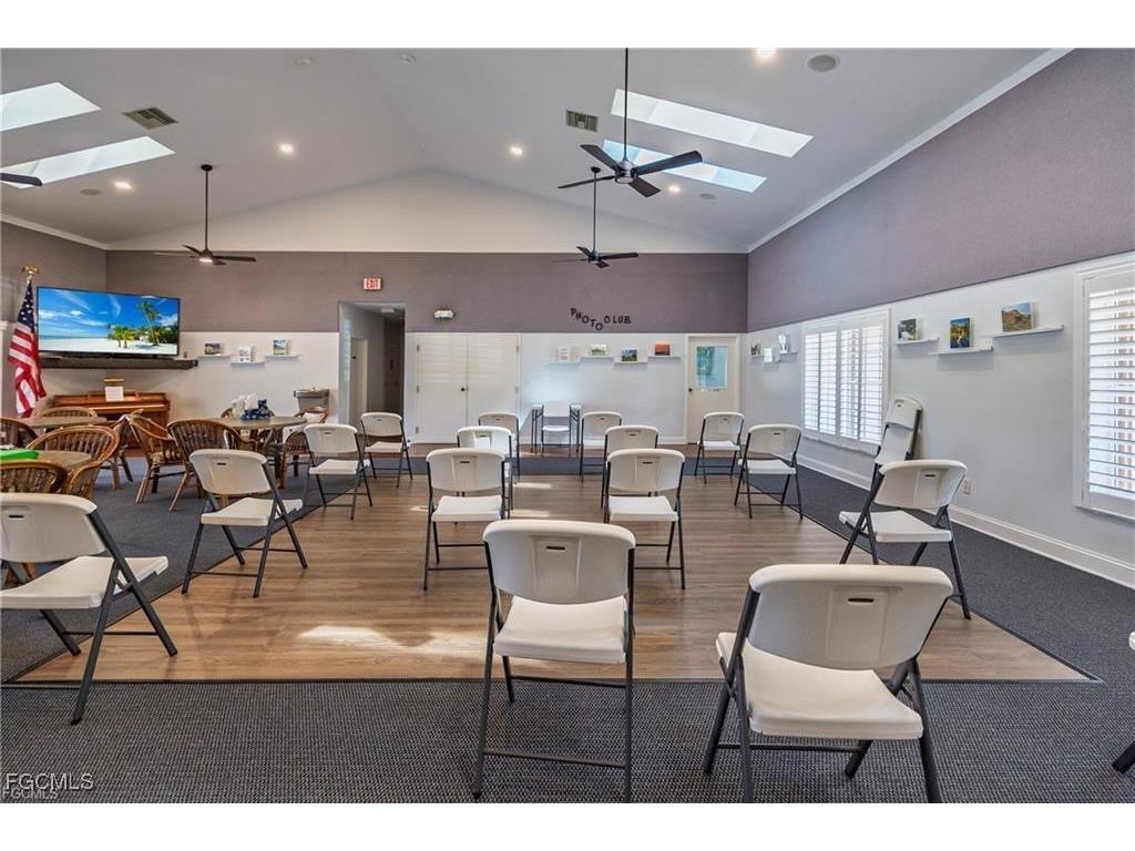 14911 Hole In 1 Circle #105 Fort Myers FL 33919 2025020675 image34