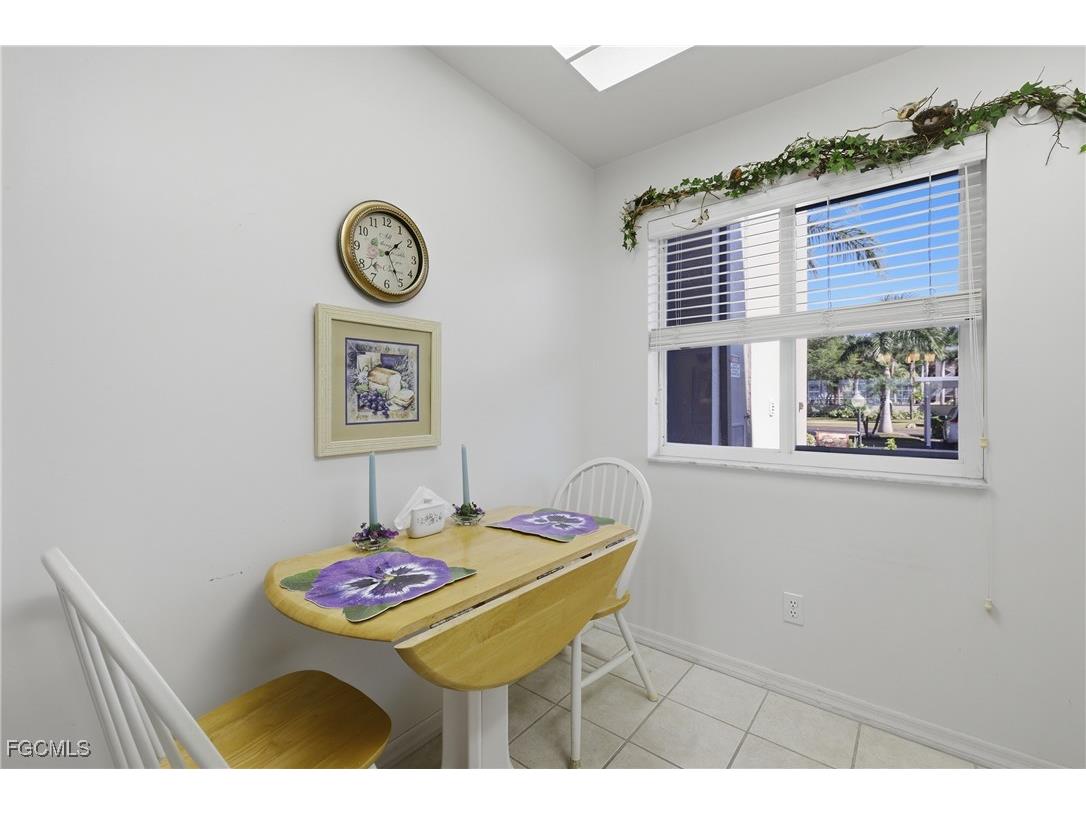 14911 Hole In 1 Circle #105 Fort Myers FL 33919 2025020675 image8