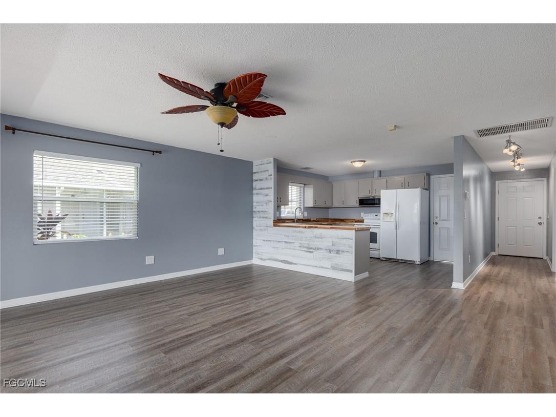 14913 Wise Way Fort Myers FL 33905 2025003938 image13