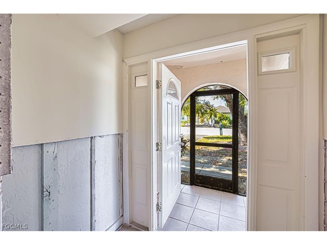 14922 Bonaire Circle Fort Myers FL 33908 2026010396 image10