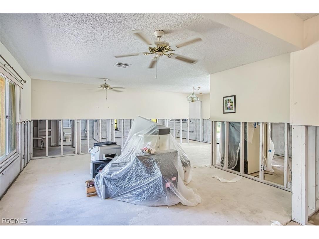 14922 Bonaire Circle Fort Myers FL 33908 2026010396 image11