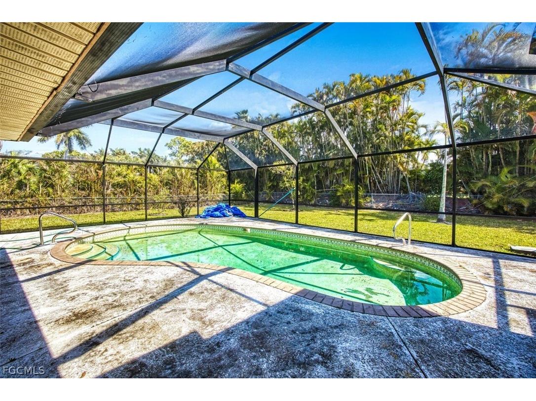 14922 Bonaire Circle Fort Myers FL 33908 2026010396 image25