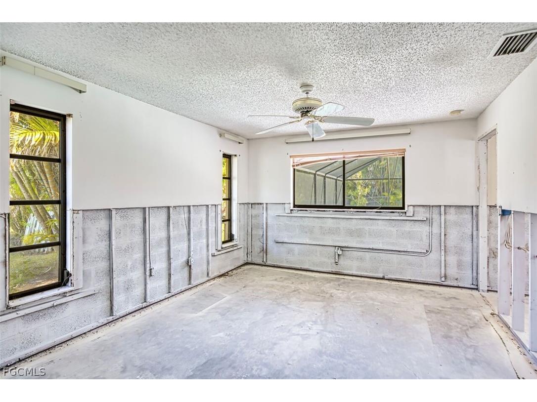 14922 Bonaire Circle Fort Myers FL 33908 2026010396 image30