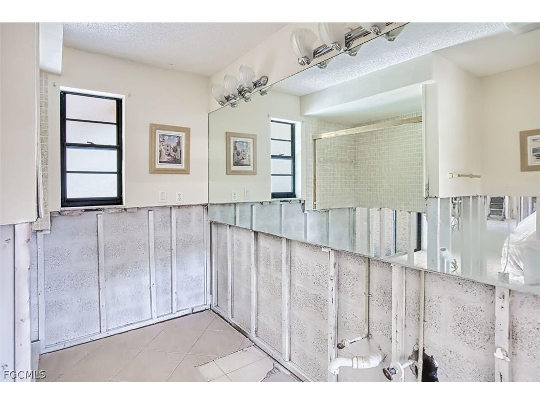 14922 Bonaire Circle Fort Myers FL 33908 2026010396 image34