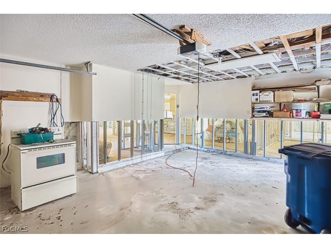 14922 Bonaire Circle Fort Myers FL 33908 2026010396 image40