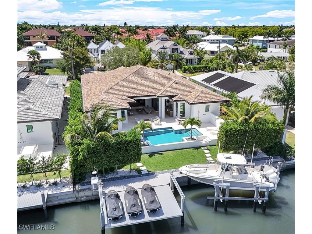 1493 Pelican Avenue Naples FL 34102 225011154 image1